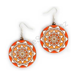 Dřevěné handmade mandala náušnice - Triangular Radiance (červené)